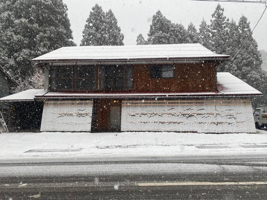 شقة Way Shirakawago - Private, Free Parking And Newly Opened 2022 Way Shirakawago المظهر الخارجي الصورة